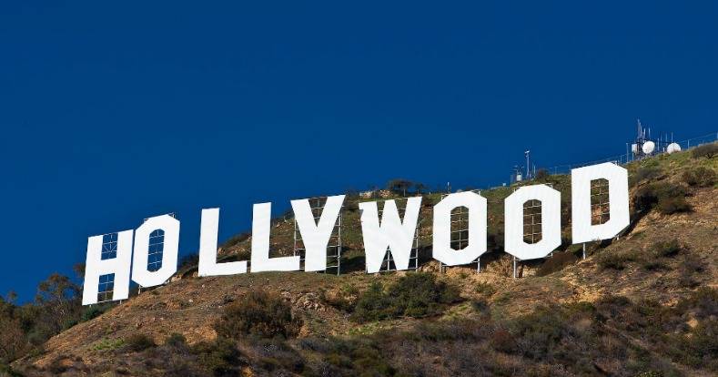 Denuncian estudios de Hollywood